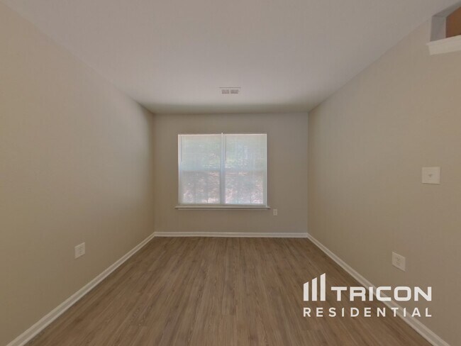 Foto del edificio - 4614 Christenbury Hills Ln