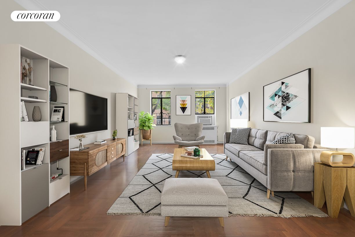 Foto principal - 223 E 61st St
