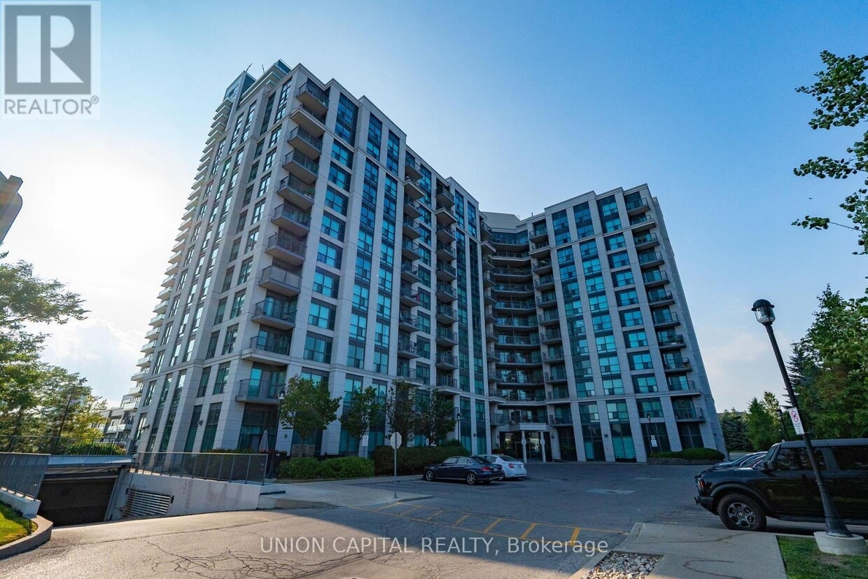 Photo principale - 185-1185 Oneida Crescent