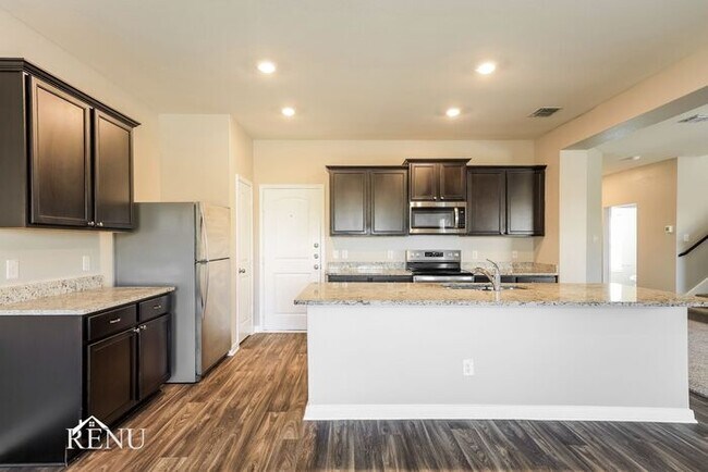 Building Photo - 2838 Citron Garden