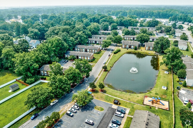 Lake Village - Lake Village Apartments