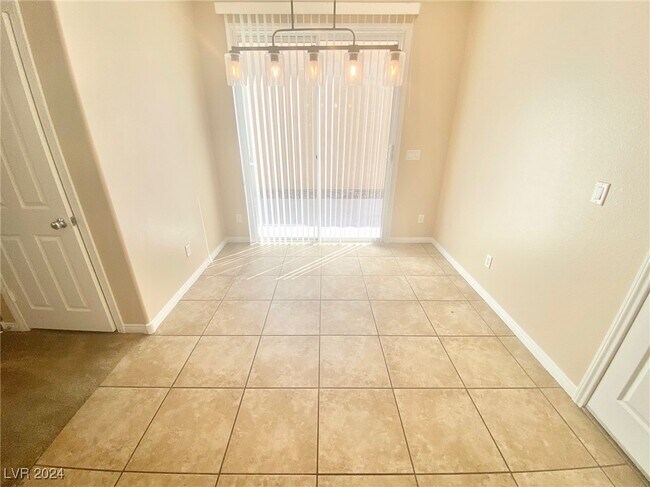 Building Photo - 9911 Blue Villa Ct