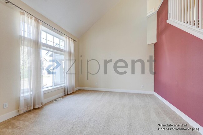 Building Photo - 10942 SW Koller St