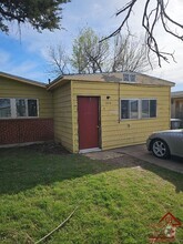 Building Photo - 1436 NW Ozmun Ave