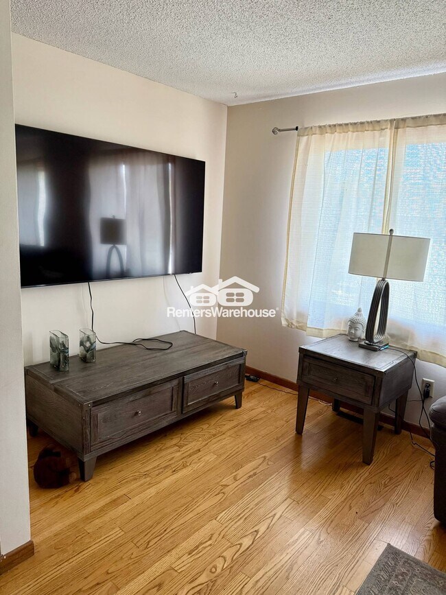 Foto del edificio - 4463 Cinnamon Ridge Cir