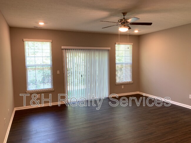 Building Photo - 5624 Brownstone Dr