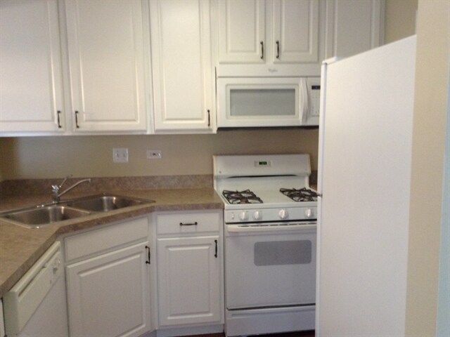 Building Photo - 574 Foxridge Dr