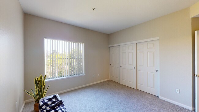 Interior Photo - Almaden Lake Village