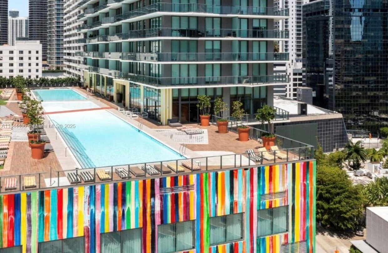 Foto principal - 1300 S Miami Ave