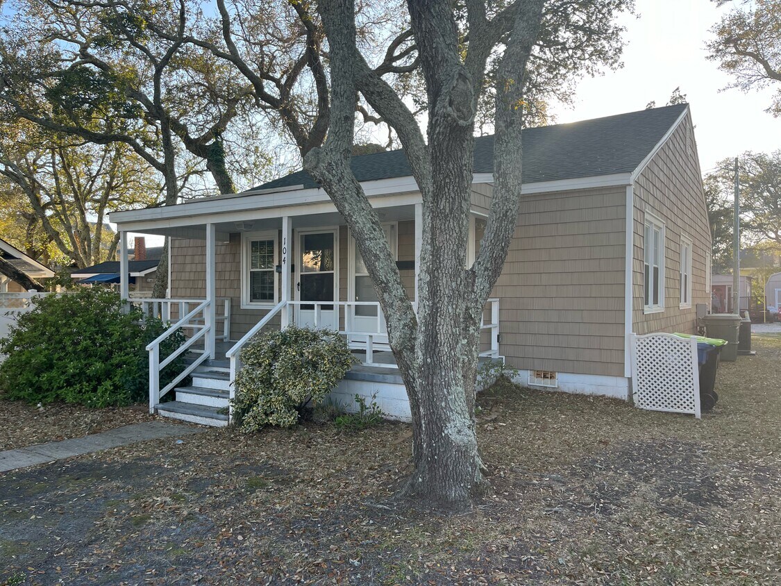 104 S 27th St, Morehead City, NC 28557 House Rental in Morehead City