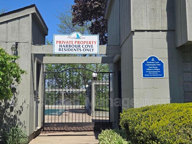 Building Photo - 9625 Harbour Cove Ct