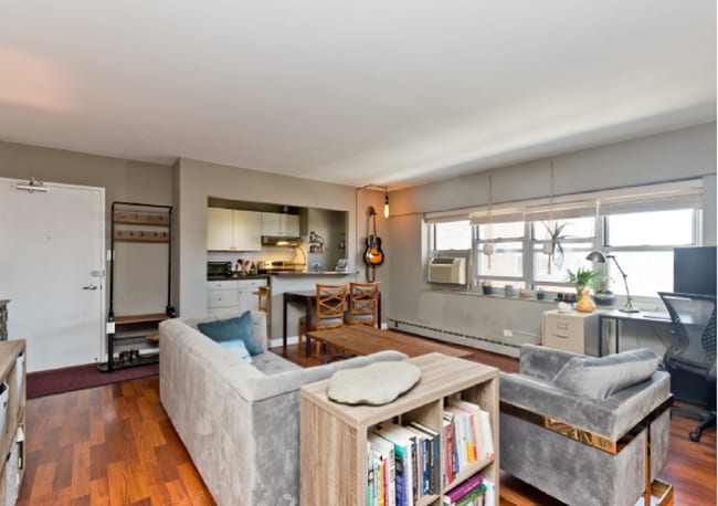 Foto del edificio - 4960 N Marine Dr