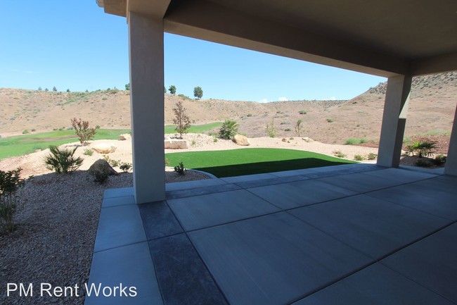 Building Photo - 2243 W Sunbrook Dr
