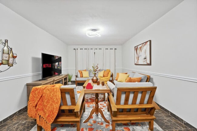 Building Photo - 720 Kemah Ln