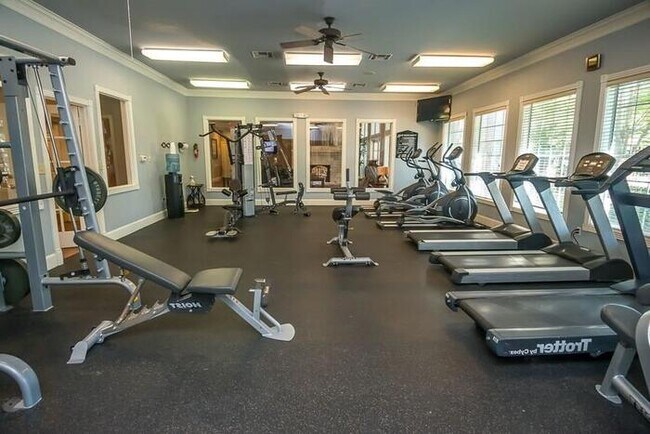 Foto del edificio - 1215 W Slaughter Ln