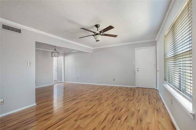 Building Photo - 5817 Sandhurst Ln
