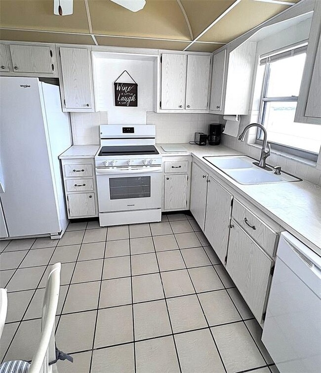 Foto del edificio - 4775 Cove Cir