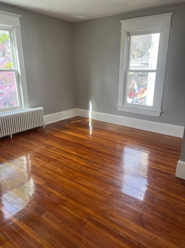 Foto del edificio - 915 Highland Ave SE