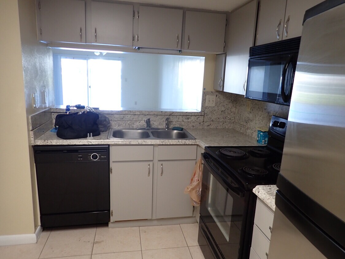 Foto principal - 631 SW 113th Way