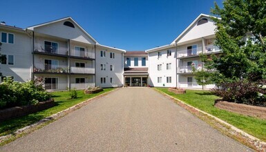 Building Photo - Woodbury Terrace