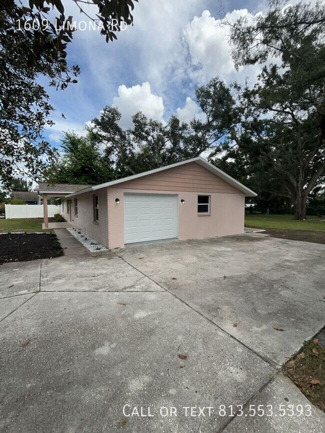 Building Photo - 1609 Limona Rd