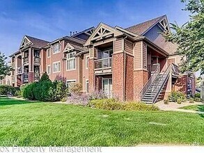Building Photo - 804 Summer Hawk Dr