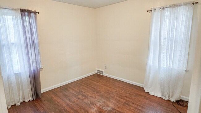 Foto del edificio - 13960 Mansfield St