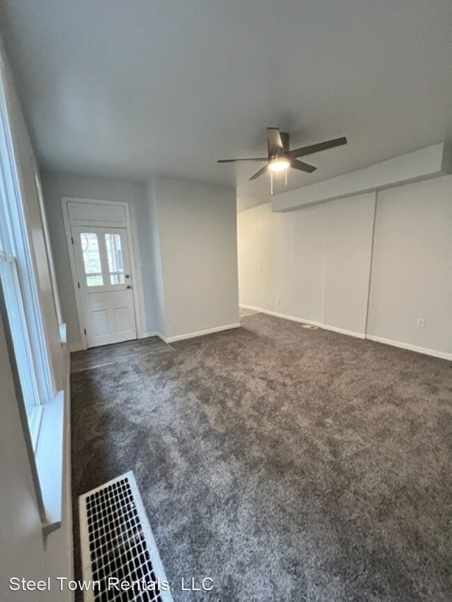 Building Photo - 2 br, 1 bath House - 202 E 15th Avenue