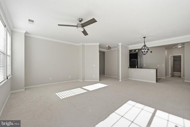 Foto del edificio - 24678 Byrne Meadow Square
