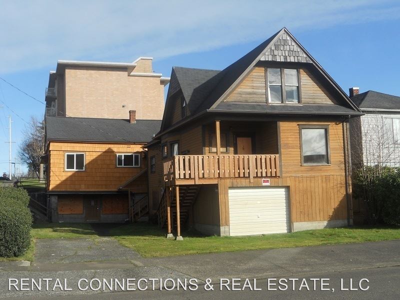 216 N K St, Aberdeen, WA 98520 Condo for Rent in Aberdeen, WA