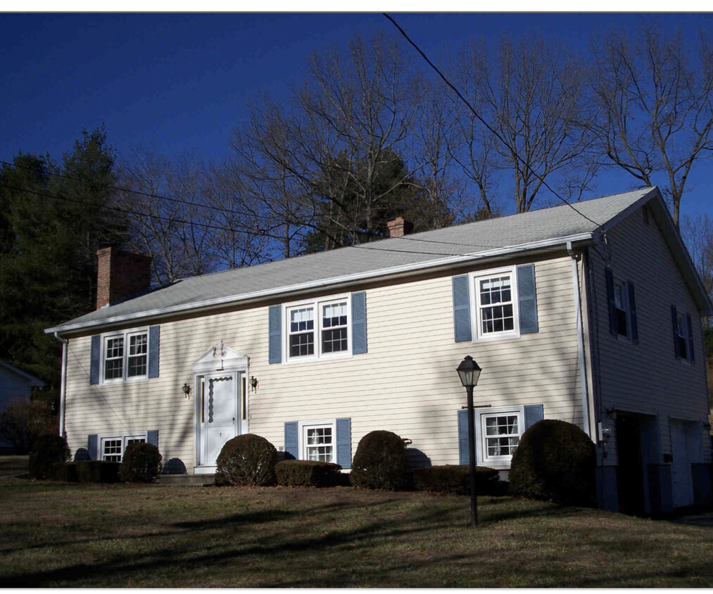 Primary Photo - 7 Delaney Ave