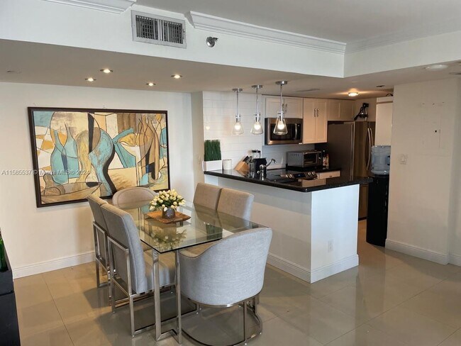 Foto del edificio - 770 Claughton Island Dr