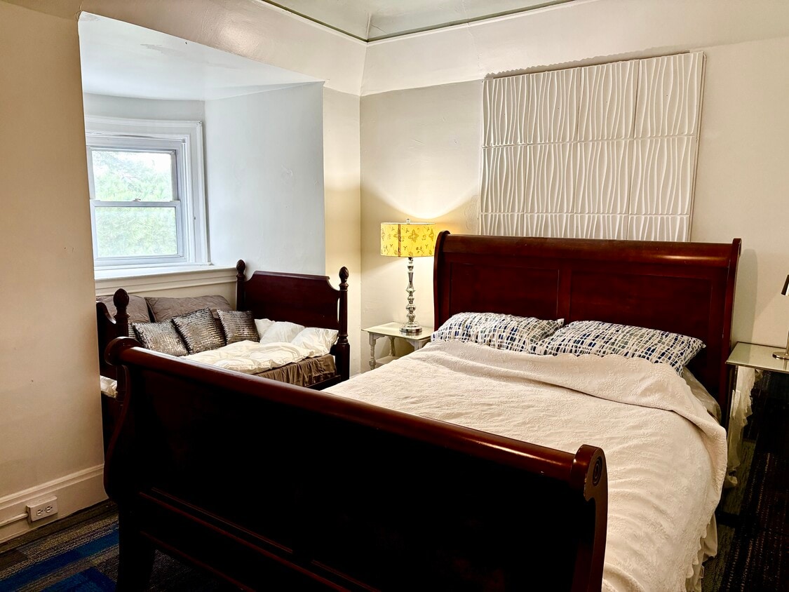 Foto principal - 1101 Portland St