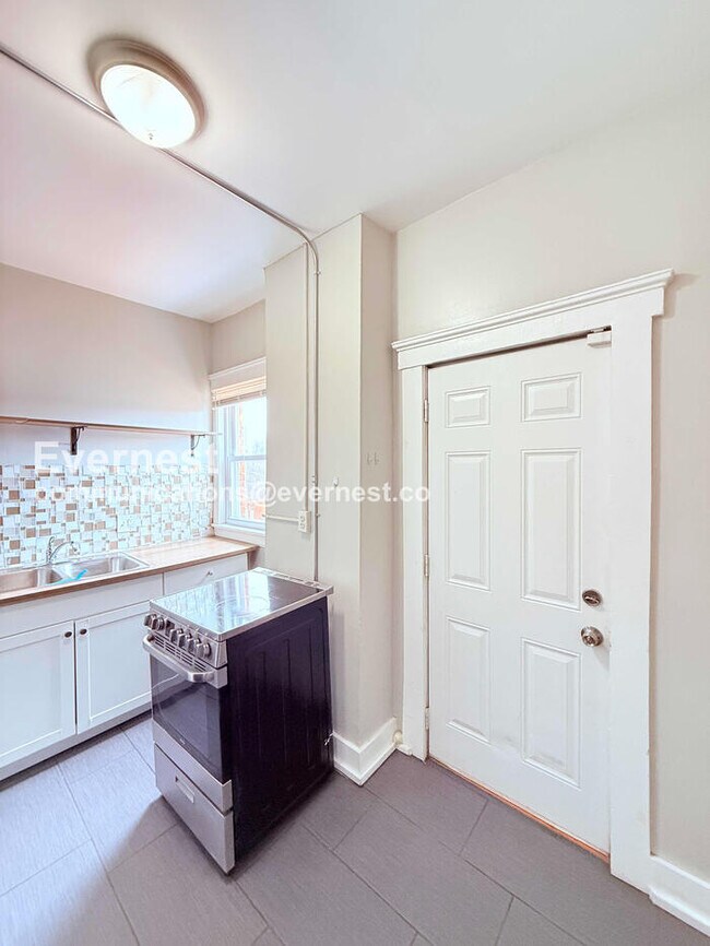 Foto del edificio - 504 Westminster St