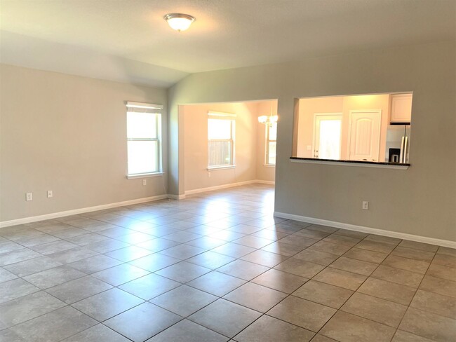 Building Photo - 3-Bedroom/2-Bath Home in Leander ISD