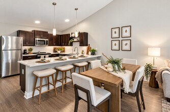 Building Photo - The Villas at Bakers Ridge - P1