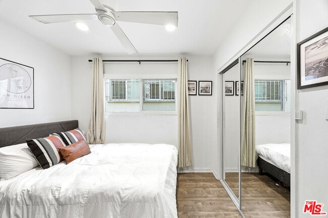 Building Photo - 1914 Pacific Ave