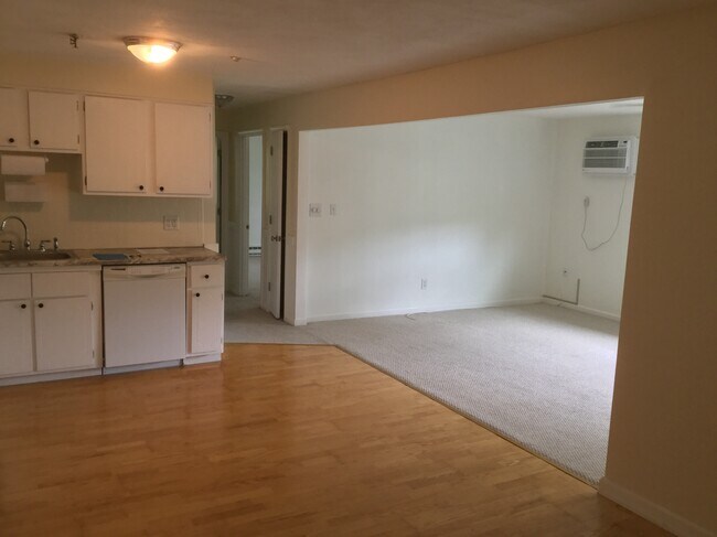 Awesome floor plan - 15 Spencer Rd
