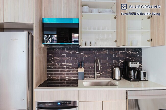 Foto del edificio - 10 St Marks Pl