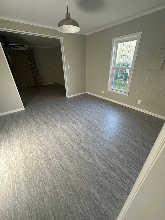 Foto del edificio - 1107 Markham Ave