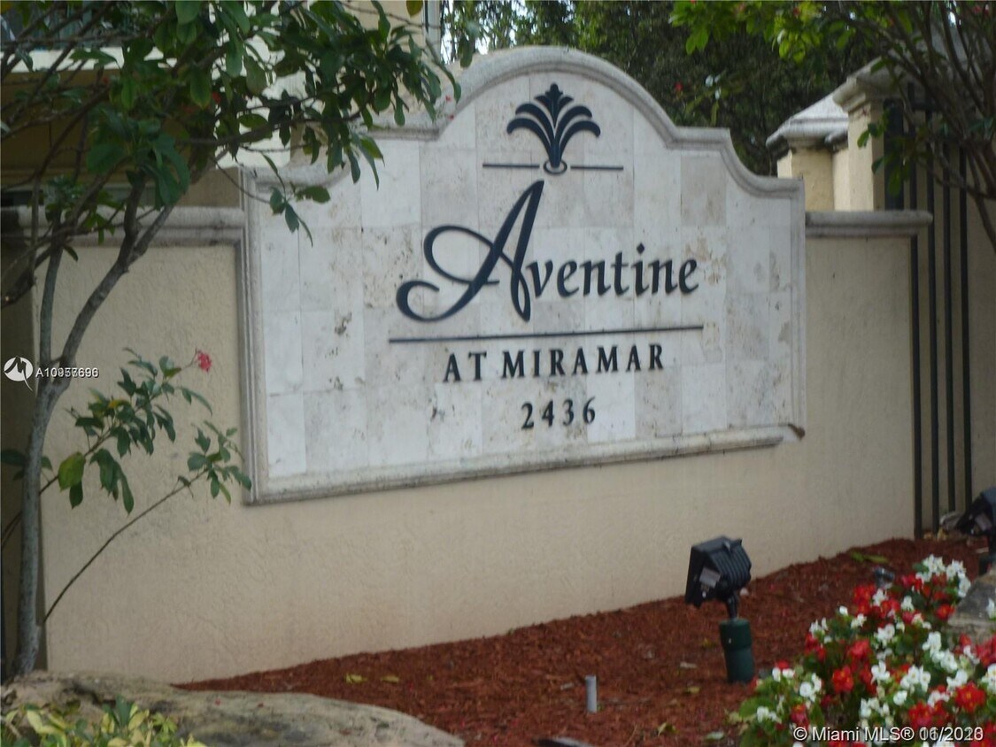 2474 Centergate Dr 204 Miramar Fl 33025 - 2474  Centergate Dr 204 Miramar Fl 33025