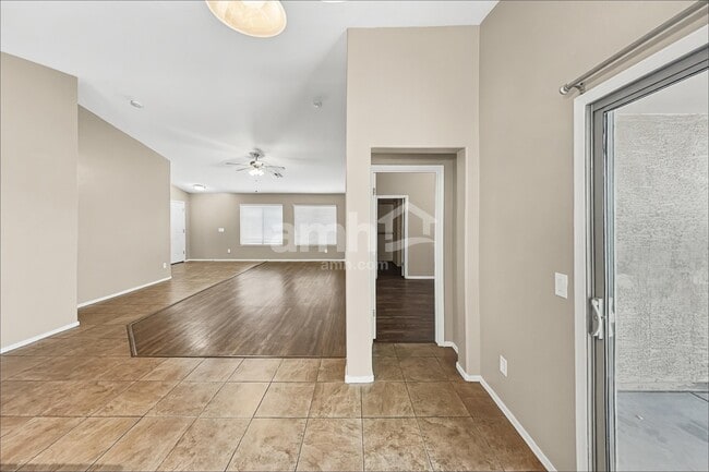 Building Photo - 2324 S 238th Ln
