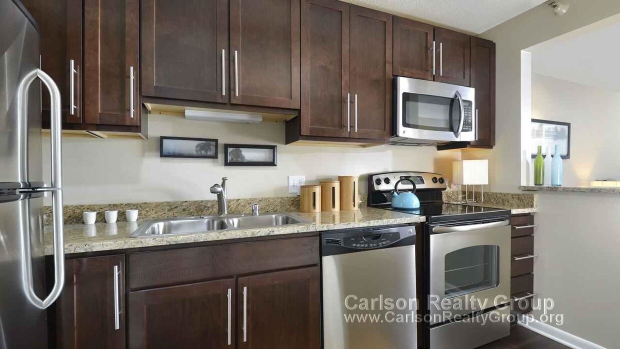 Foto principal - 181 N Harbor Dr