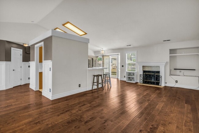 Building Photo - 441 S 250 W