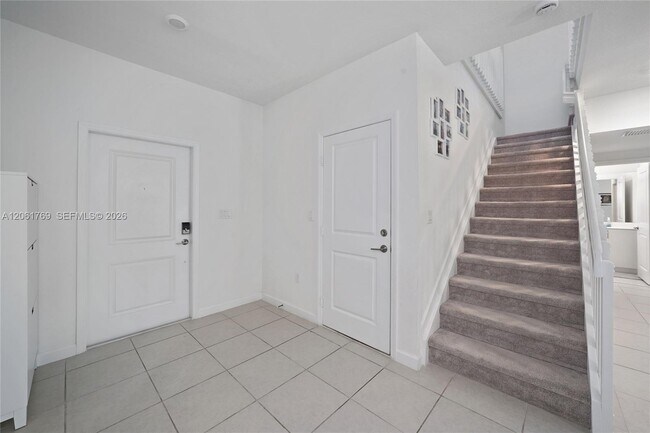 Foto del edificio - 2629 SE 24th Ct