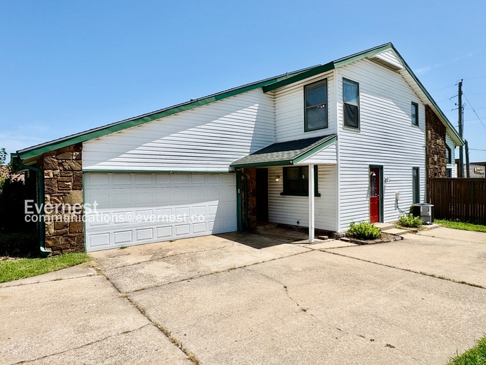 Foto principal - 7021 S 78th E Ave