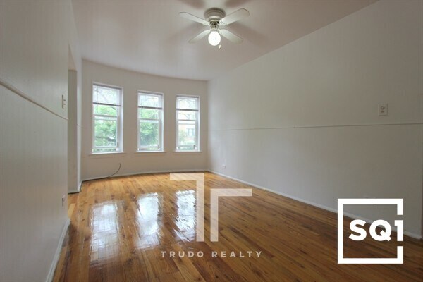 Foto del edificio - 4501 Malden St