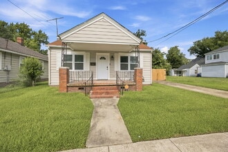 Building Photo - 1714 Richmond Ave