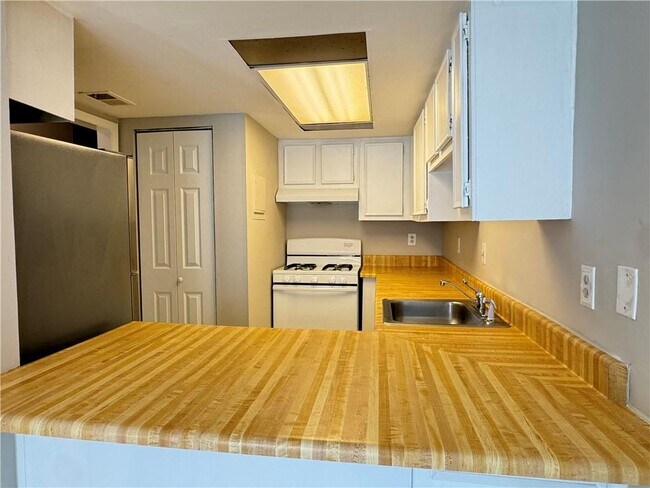 Foto del edificio - 3547 Peachtree Corners Cir