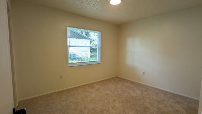 Building Photo - 4529 Ballentine Ct